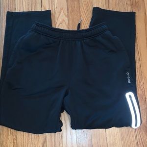 Reebok athletic men’s sweatpants